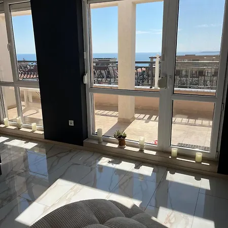 Modern Penthouse With Full Sea View K&r Lägenhet *